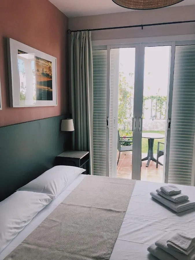 קוסטה דל סילנסיו Villa 8 Islas ספרד